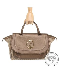 Gucci Handtasche Leder in Gold